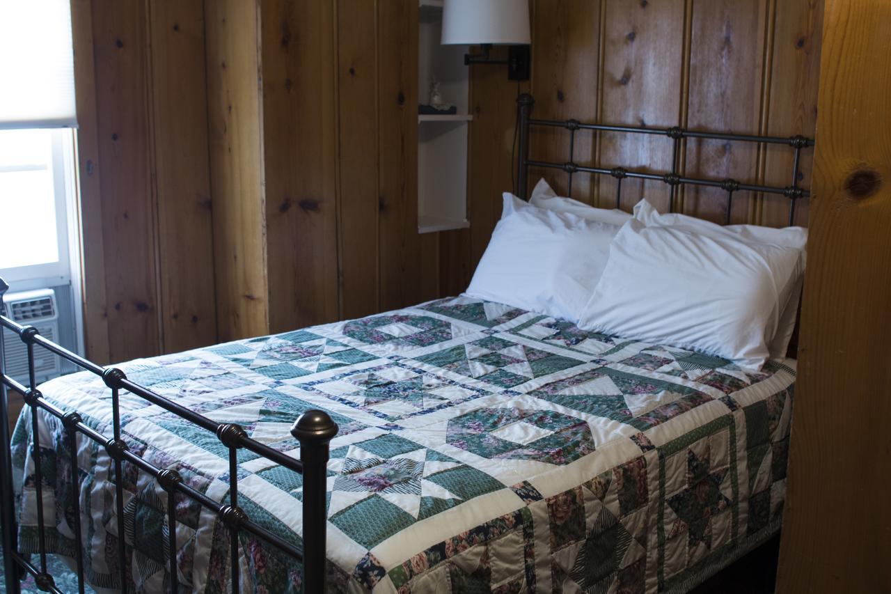 Fairweather Inn Virginia City Extérieur photo